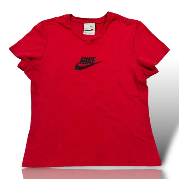 2000s Nike cropped tee - Picture 2 of 6